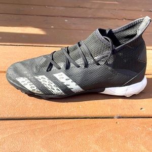 Adidas Predator Turf Soccer Shoes Men’s size 9.5